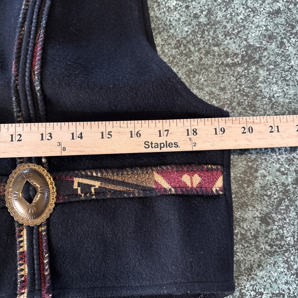 Coloratura Vest Womens M Black 100% Wool Southwestern Conchos Pockets USA - Picture 7 of 11